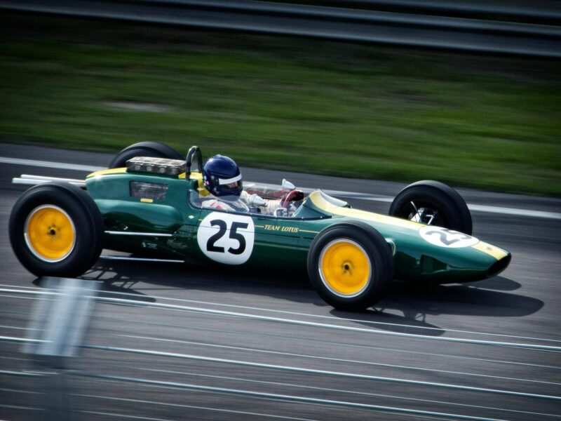 Monoplace de F1 Senna lors d’un Grand Prix