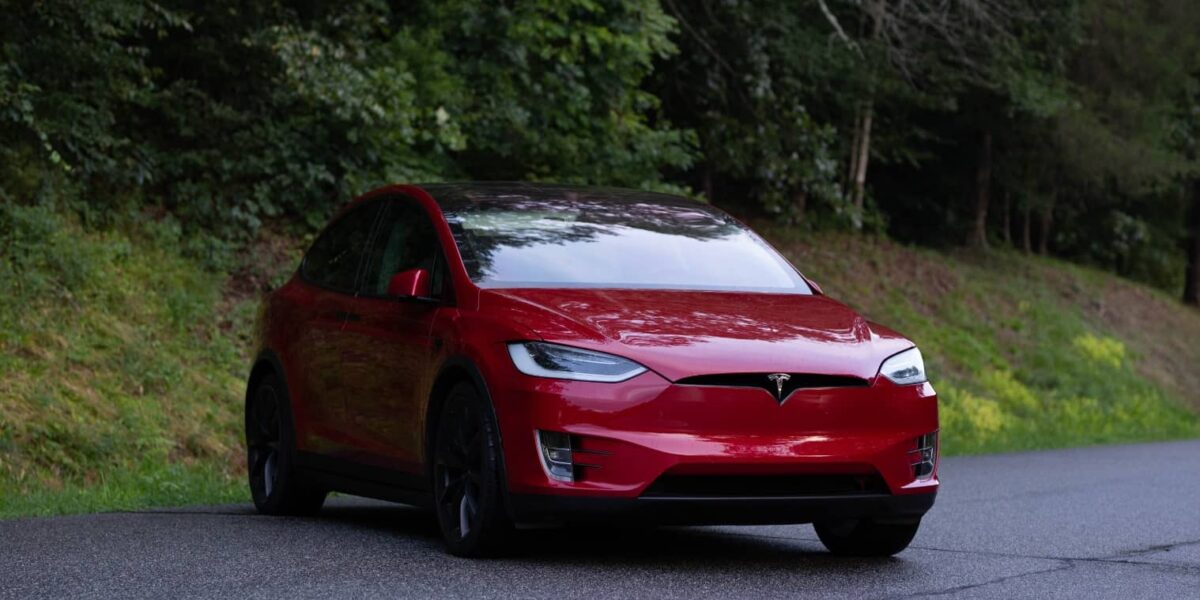voiture e9lectrique en vacances