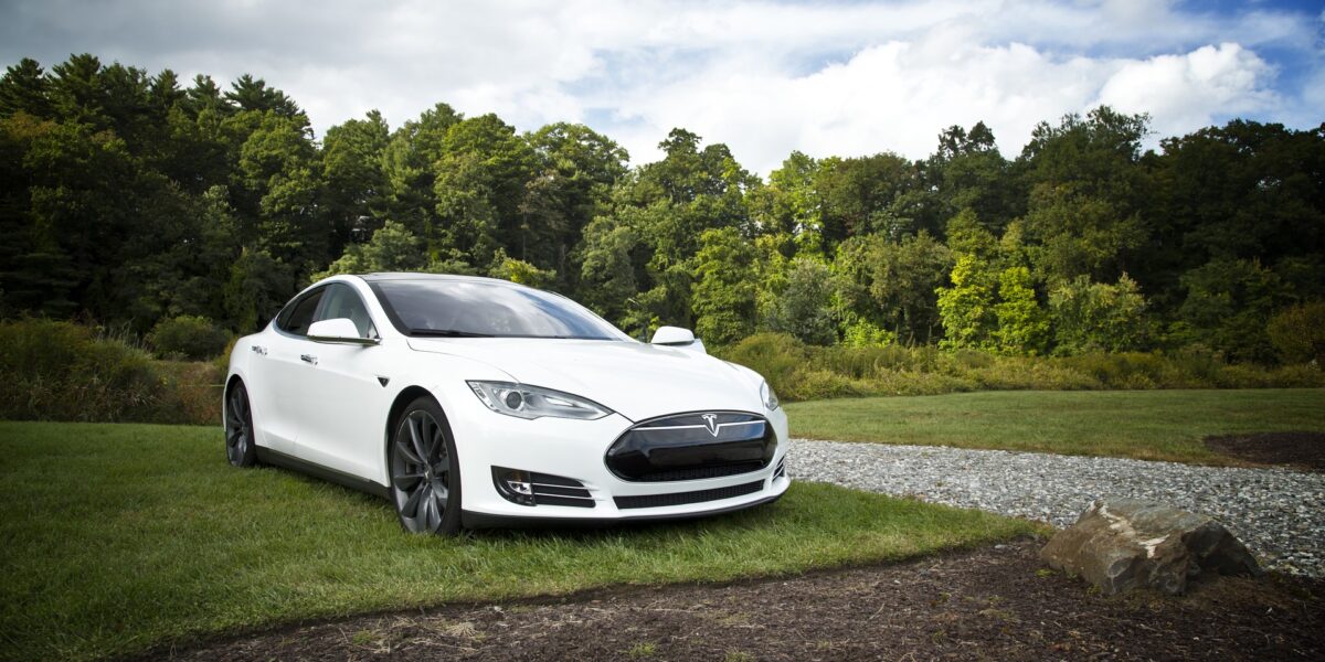 Tesla Model S recouverte d’un film