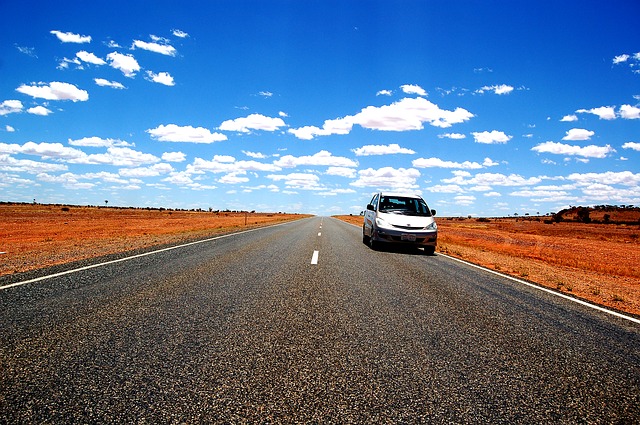randonnée en voiture dans l'outback australien