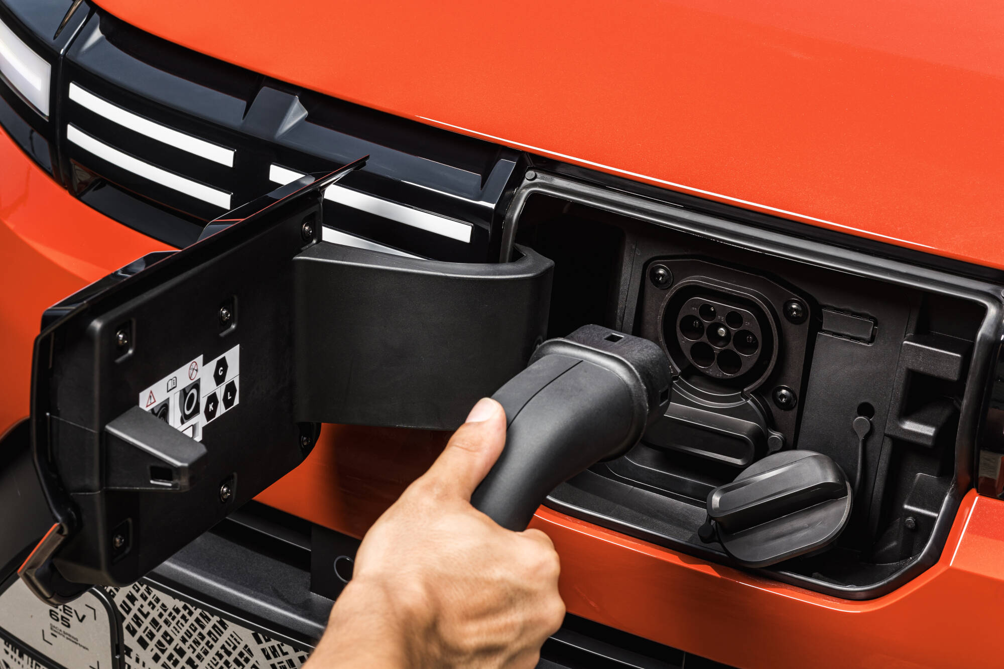 Les problèmes de charge de la Dacia Spring sont tenaces et frustrants